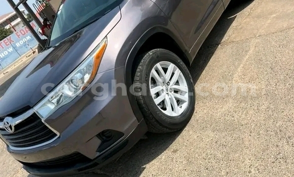 Ra Àlòkù Toyota Highlander Miiran Ọkọ̀ in Accra ni Greater Accra