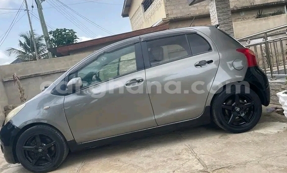 Ra Àlòkù Toyota Vitz Miiran Ọkọ̀ in Accra ni Greater Accra Ra Àlòkù Toyota Vitz Miiran Ọkọ̀ in Accra ni Greater Accra