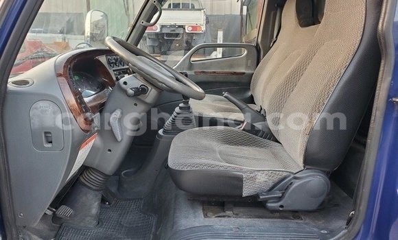 Sayi Na hannu Hyundai H200 Blue Babbar mota in Accra a Greater Accra Sayi Na hannu Hyundai H200 Blue Babbar mota in Accra a Greater Accra