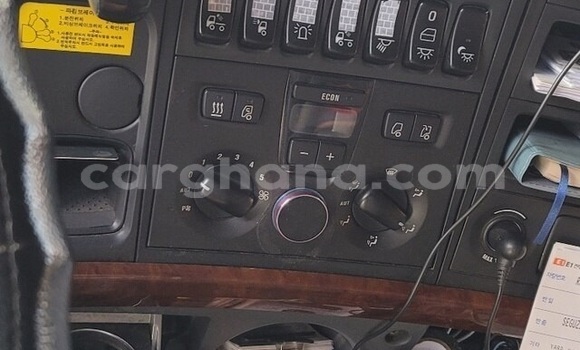 Ra Àlòkù Scania R420 Red Ọkọ̀ akẹ́rù ńlá in Accra ni Greater Accra Ra Àlòkù Scania R420 Red Ọkọ̀ akẹ́rù ńlá in Accra ni Greater Accra