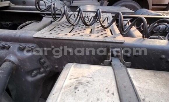 Ra Àlòkù Scania R420 Red Ọkọ̀ akẹ́rù ńlá in Accra ni Greater Accra Ra Àlòkù Scania R420 Red Ọkọ̀ akẹ́rù ńlá in Accra ni Greater Accra