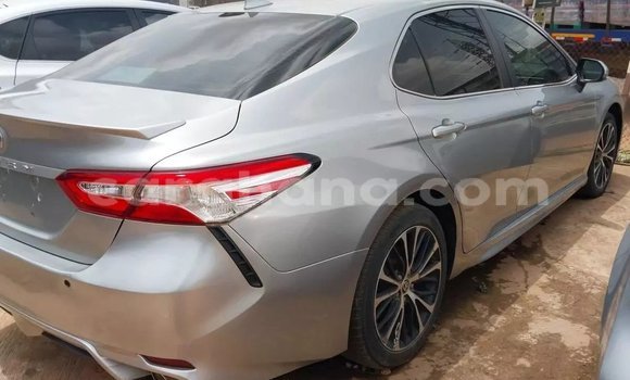 Sayi Na hannu Toyota Camry Azurfa Mota in Accra a Greater Accra Sayi Na hannu Toyota Camry Azurfa Mota in Accra a Greater Accra