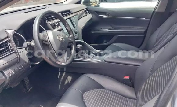 Sayi Na hannu Toyota Camry Azurfa Mota in Accra a Greater Accra Sayi Na hannu Toyota Camry Azurfa Mota in Accra a Greater Accra