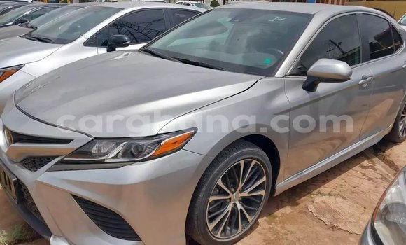 Sayi Na hannu Toyota Camry Azurfa Mota in Accra a Greater Accra Sayi Na hannu Toyota Camry Azurfa Mota in Accra a Greater Accra