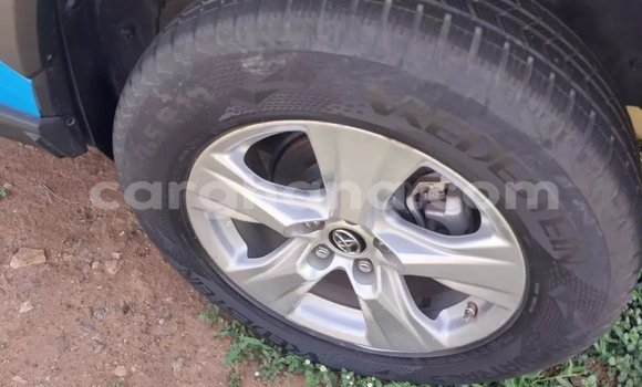 Sayi Na hannu Toyota RAV4 Blue Mota in Accra a Greater Accra Sayi Na hannu Toyota RAV4 Blue Mota in Accra a Greater Accra