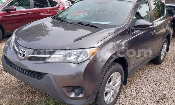 Ra Àlòkù Toyota RAV4 Miiran Ọkọ̀ in Accra ni Greater Accra Ra Àlòkù Toyota RAV4 Miiran Ọkọ̀ in Accra ni Greater Accra