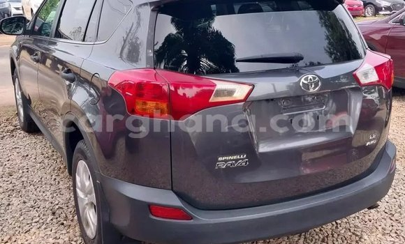 Ra Àlòkù Toyota RAV4 Miiran Ọkọ̀ in Accra ni Greater Accra Ra Àlòkù Toyota RAV4 Miiran Ọkọ̀ in Accra ni Greater Accra