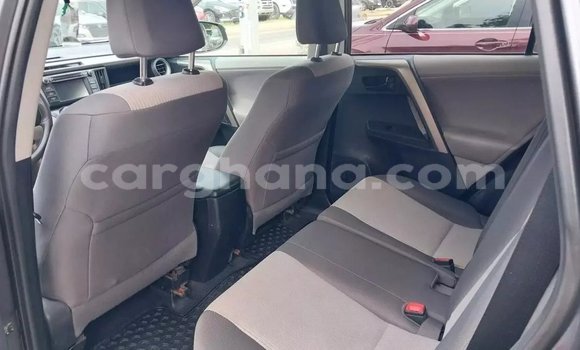 Ra Àlòkù Toyota RAV4 Miiran Ọkọ̀ in Accra ni Greater Accra Ra Àlòkù Toyota RAV4 Miiran Ọkọ̀ in Accra ni Greater Accra