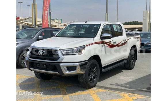 Ra Imported Toyota Hilux funfun Ọkọ̀ in Import - Dubai ni Ashanti Ra Imported Toyota Hilux funfun Ọkọ̀ in Import - Dubai ni Ashanti