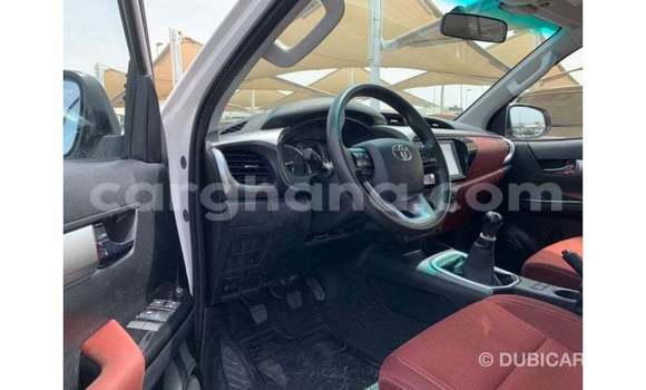 Ra Imported Toyota Hilux funfun Ọkọ̀ in Import - Dubai ni Ashanti Ra Imported Toyota Hilux funfun Ọkọ̀ in Import - Dubai ni Ashanti