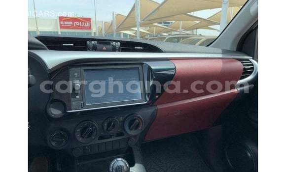Ra Imported Toyota Hilux funfun Ọkọ̀ in Import - Dubai ni Ashanti Ra Imported Toyota Hilux funfun Ọkọ̀ in Import - Dubai ni Ashanti