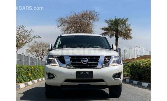 Buy Import Nissan Patrol White Car in Import - Dubai in Ashanti Buy Import Nissan Patrol White Car in Import - Dubai in Ashanti