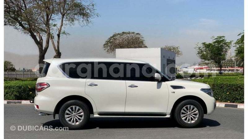 Big with watermark nissan patrol ashanti import dubai 54801