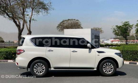 Buy Import Nissan Patrol White Car in Import - Dubai in Ashanti Buy Import Nissan Patrol White Car in Import - Dubai in Ashanti