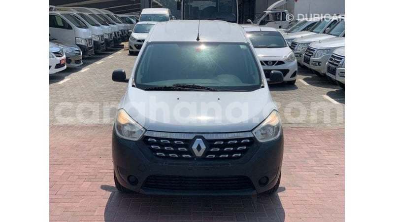 Big with watermark renault 18 ashanti import dubai 54820