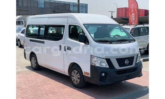 Ra Imported Nissan Urvan funfun Ọkọ̀ in Import - Dubai ni Ashanti Ra Imported Nissan Urvan funfun Ọkọ̀ in Import - Dubai ni Ashanti