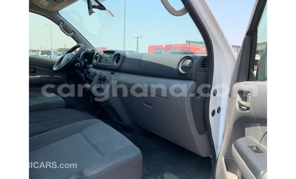 Ra Imported Nissan Urvan funfun Ọkọ̀ in Import - Dubai ni Ashanti Ra Imported Nissan Urvan funfun Ọkọ̀ in Import - Dubai ni Ashanti