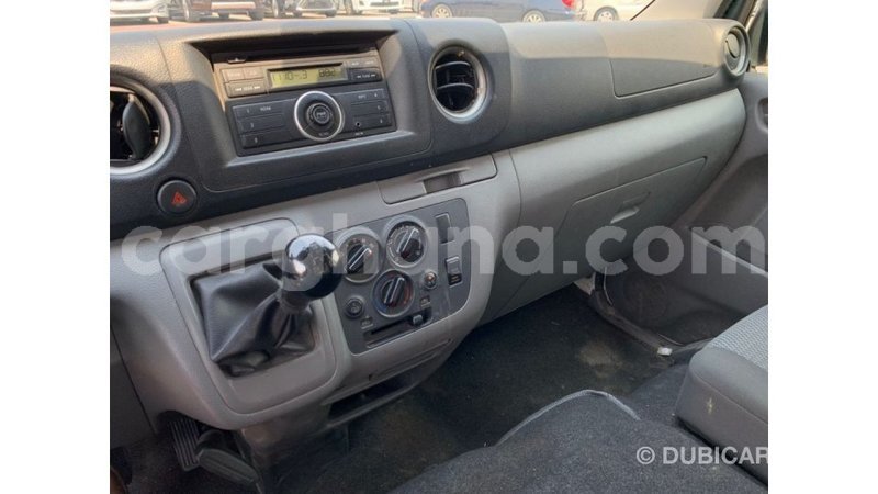 Big with watermark nissan urvan ashanti import dubai 54821