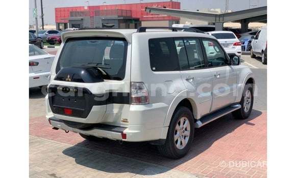 Ra Imported Mitsubishi Pajero funfun Ọkọ̀ in Import - Dubai ni Ashanti Ra Imported Mitsubishi Pajero funfun Ọkọ̀ in Import - Dubai ni Ashanti