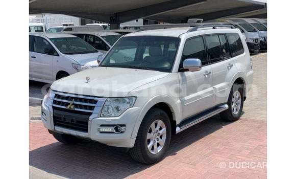 Ra Imported Mitsubishi Pajero funfun Ọkọ̀ in Import - Dubai ni Ashanti Ra Imported Mitsubishi Pajero funfun Ọkọ̀ in Import - Dubai ni Ashanti