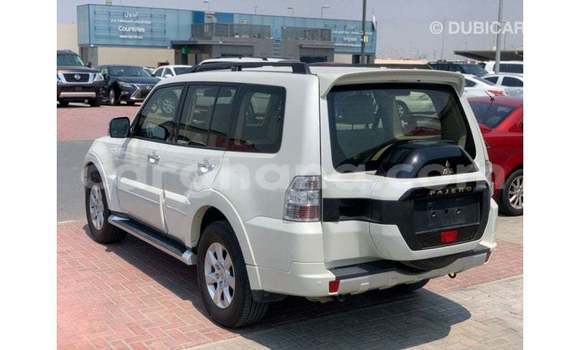 Ra Imported Mitsubishi Pajero funfun Ọkọ̀ in Import - Dubai ni Ashanti Ra Imported Mitsubishi Pajero funfun Ọkọ̀ in Import - Dubai ni Ashanti