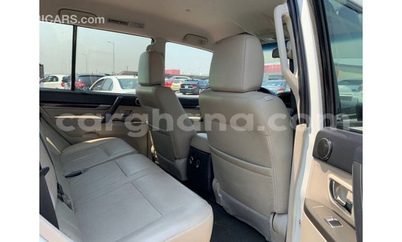 Ra Imported Mitsubishi Pajero funfun Ọkọ̀ in Import - Dubai ni Ashanti Ra Imported Mitsubishi Pajero funfun Ọkọ̀ in Import - Dubai ni Ashanti