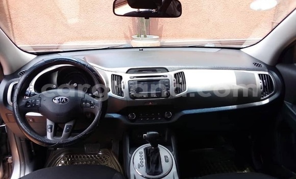 Buy Used Kia Sportage Silver Car in Sekondi–Takoradi Metropolitan in Western Buy Used Kia Sportage Silver Car in Sekondi–Takoradi Metropolitan in Western