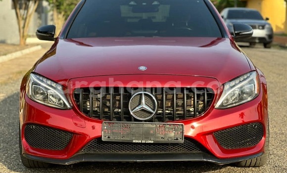 Ra Àlòkù Mercedes-Benz C-Classe Red Ọkọ̀ in Sekondi–Takoradi Metropolitan ni Oorun Ra Àlòkù Mercedes-Benz C-Classe Red Ọkọ̀ in Sekondi–Takoradi Metropolitan ni Oorun