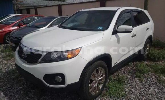 Buy Used Kia Sorento White Car in Accra in Greater Accra