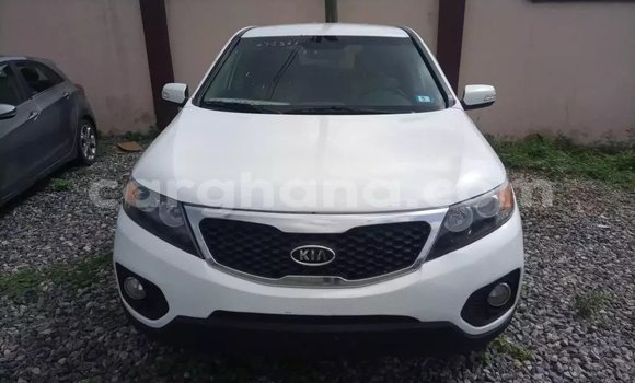 Sayi Na hannu Kia Sorento White Mota in Accra a Greater Accra Sayi Na hannu Kia Sorento White Mota in Accra a Greater Accra