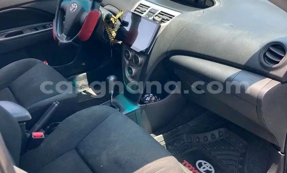 Buy Used Toyota Yaris Blue Car in Accra in Greater Accra Buy Used Toyota Yaris Blue Car in Accra in Greater Accra