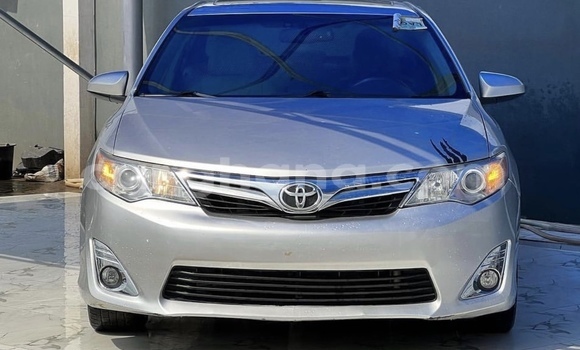 Sayi Na hannu Toyota Camry Azurfa Mota in Accra a Greater Accra Sayi Na hannu Toyota Camry Azurfa Mota in Accra a Greater Accra