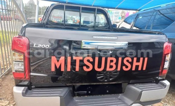 Buy Used Mitsubishi L200 Black Car in Accra in Greater Accra Buy Used Mitsubishi L200 Black Car in Accra in Greater Accra