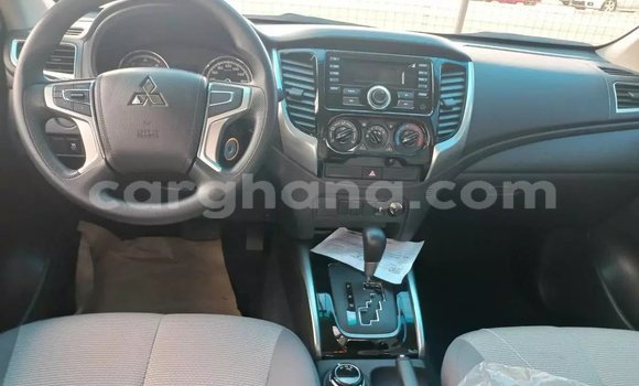 Buy Used Mitsubishi L200 Black Car in Accra in Greater Accra Buy Used Mitsubishi L200 Black Car in Accra in Greater Accra