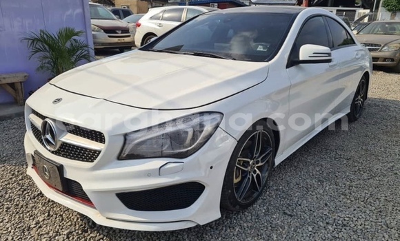 Buy Used Mercedes‒Benz CLA-klasse White Car in Accra in Greater Accra Buy Used Mercedes‒Benz CLA-klasse White Car in Accra in Greater Accra