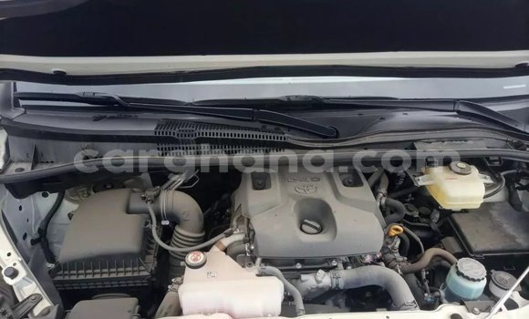 Sayi Na hannu Toyota Hiace White Mota in Accra a Greater Accra Sayi Na hannu Toyota Hiace White Mota in Accra a Greater Accra