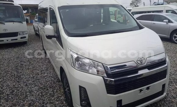 Sayi Na hannu Toyota Hiace White Mota in Accra a Greater Accra Sayi Na hannu Toyota Hiace White Mota in Accra a Greater Accra