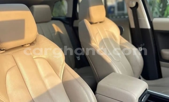 Buy Used Range Rover Evoque White Car in Accra in Greater Accra Buy Used Range Rover Evoque White Car in Accra in Greater Accra