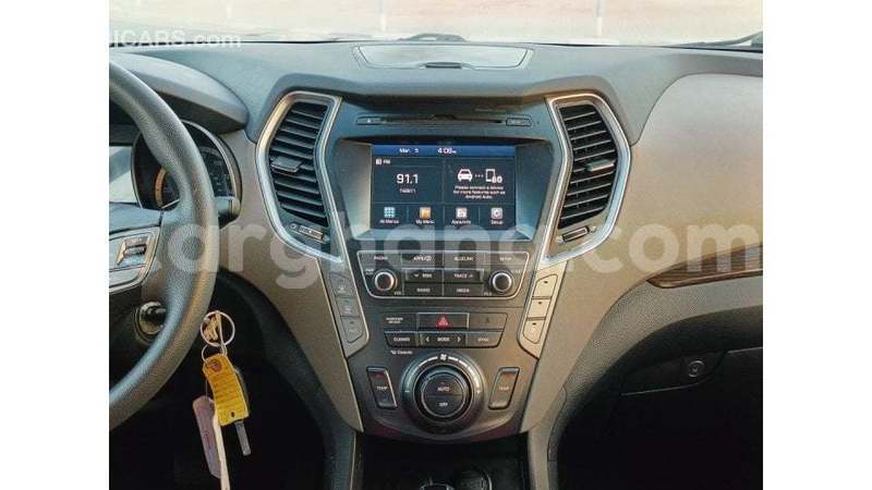 Big with watermark hyundai santa fe ashanti import dubai 54879