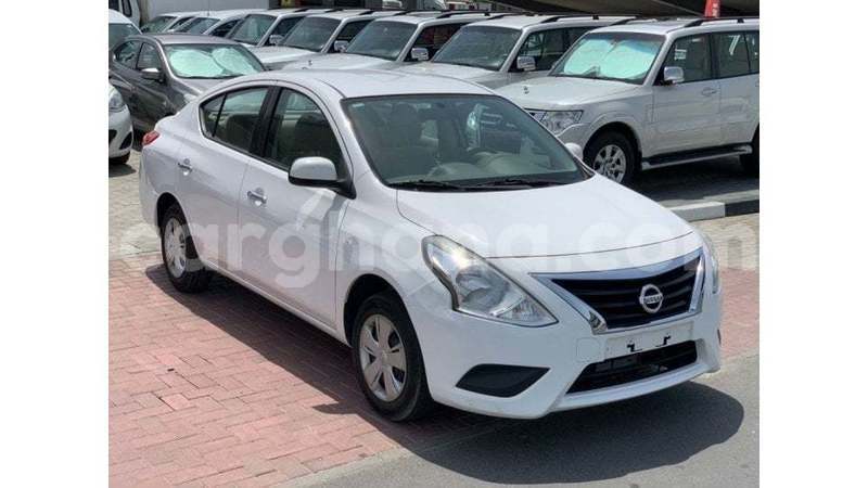 Big with watermark nissan sunny ashanti import dubai 54881