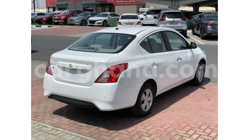 Big with watermark nissan sunny ashanti import dubai 54881