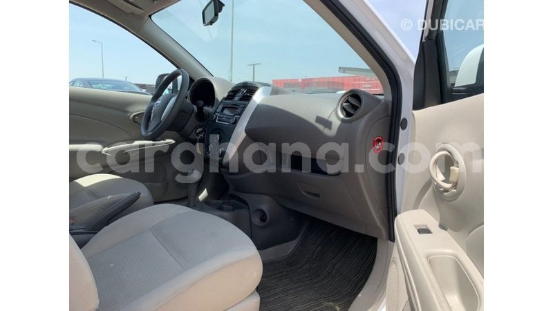 Big with watermark nissan sunny ashanti import dubai 54881