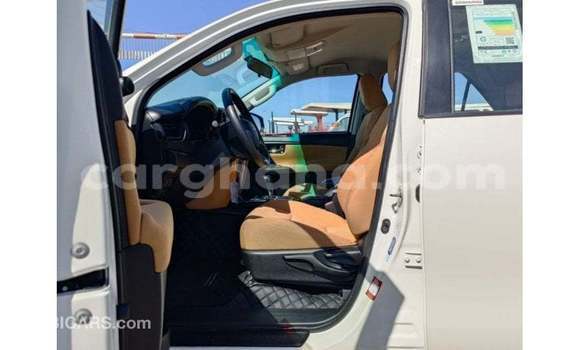Ra Imported Toyota Fortuner funfun Ọkọ̀ in Import - Dubai ni Ashanti Ra Imported Toyota Fortuner funfun Ọkọ̀ in Import - Dubai ni Ashanti