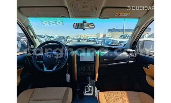 Ra Imported Toyota Fortuner funfun Ọkọ̀ in Import - Dubai ni Ashanti Ra Imported Toyota Fortuner funfun Ọkọ̀ in Import - Dubai ni Ashanti