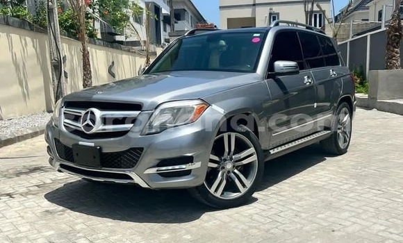 Buy Used Mercedes‒Benz GLK–Class Silver Car in Accra in Greater Accra Buy Used Mercedes‒Benz GLK–Class Silver Car in Accra in Greater Accra