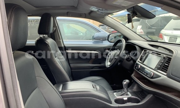 Ra Àlòkù Toyota Highlander Alagara Ọkọ̀ in Sekondi–Takoradi Metropolitan ni Oorun Ra Àlòkù Toyota Highlander Alagara Ọkọ̀ in Sekondi–Takoradi Metropolitan ni Oorun