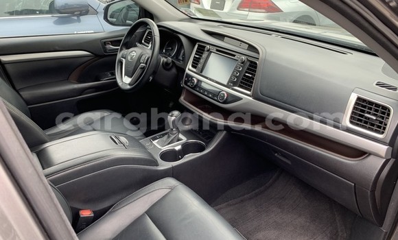 Ra Àlòkù Toyota Highlander Alagara Ọkọ̀ in Sekondi–Takoradi Metropolitan ni Oorun Ra Àlòkù Toyota Highlander Alagara Ọkọ̀ in Sekondi–Takoradi Metropolitan ni Oorun