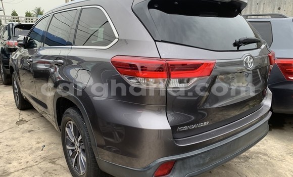 Ra Àlòkù Toyota Highlander Alagara Ọkọ̀ in Sekondi–Takoradi Metropolitan ni Oorun Ra Àlòkù Toyota Highlander Alagara Ọkọ̀ in Sekondi–Takoradi Metropolitan ni Oorun