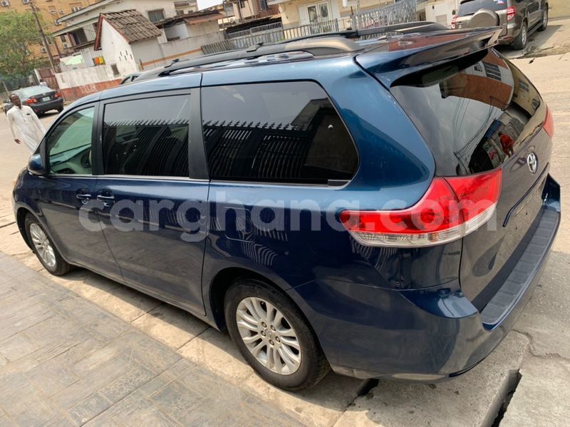 Big with watermark toyota sienna western sekondi takoradi metropolitan 54899