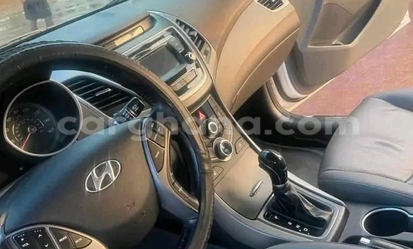 Sayi Na hannu Hyundai Elantra White Mota in Accra a Greater Accra Sayi Na hannu Hyundai Elantra White Mota in Accra a Greater Accra